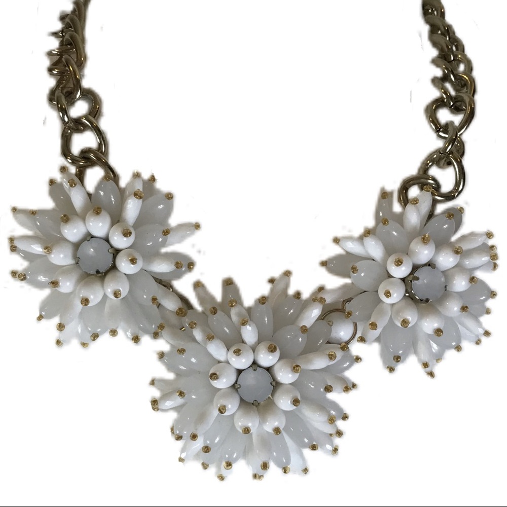 Banana Republic Beaded Flower Necklace - Beautiful statement piece!